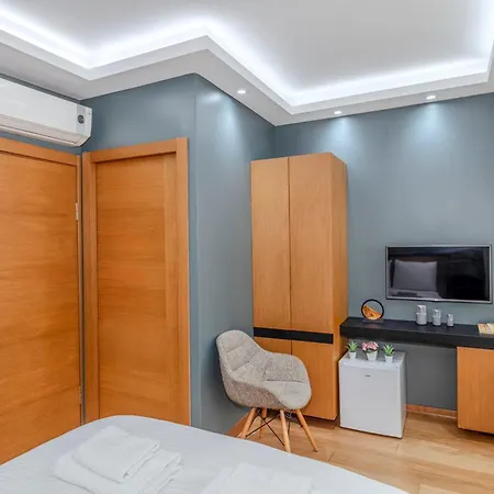Zenia Hotel